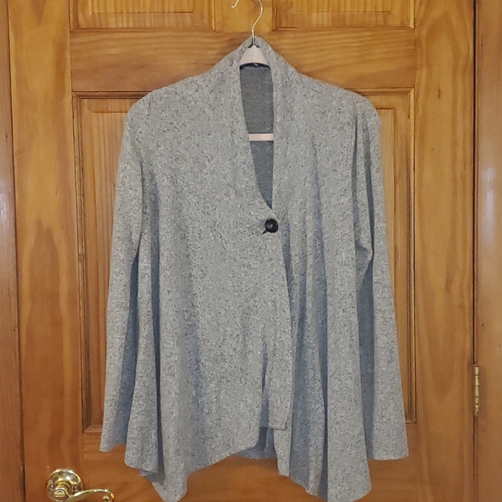 Cardigan sweater